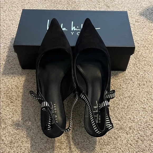 Black Slingback Heels w/ Bows - Picture 3 of 4